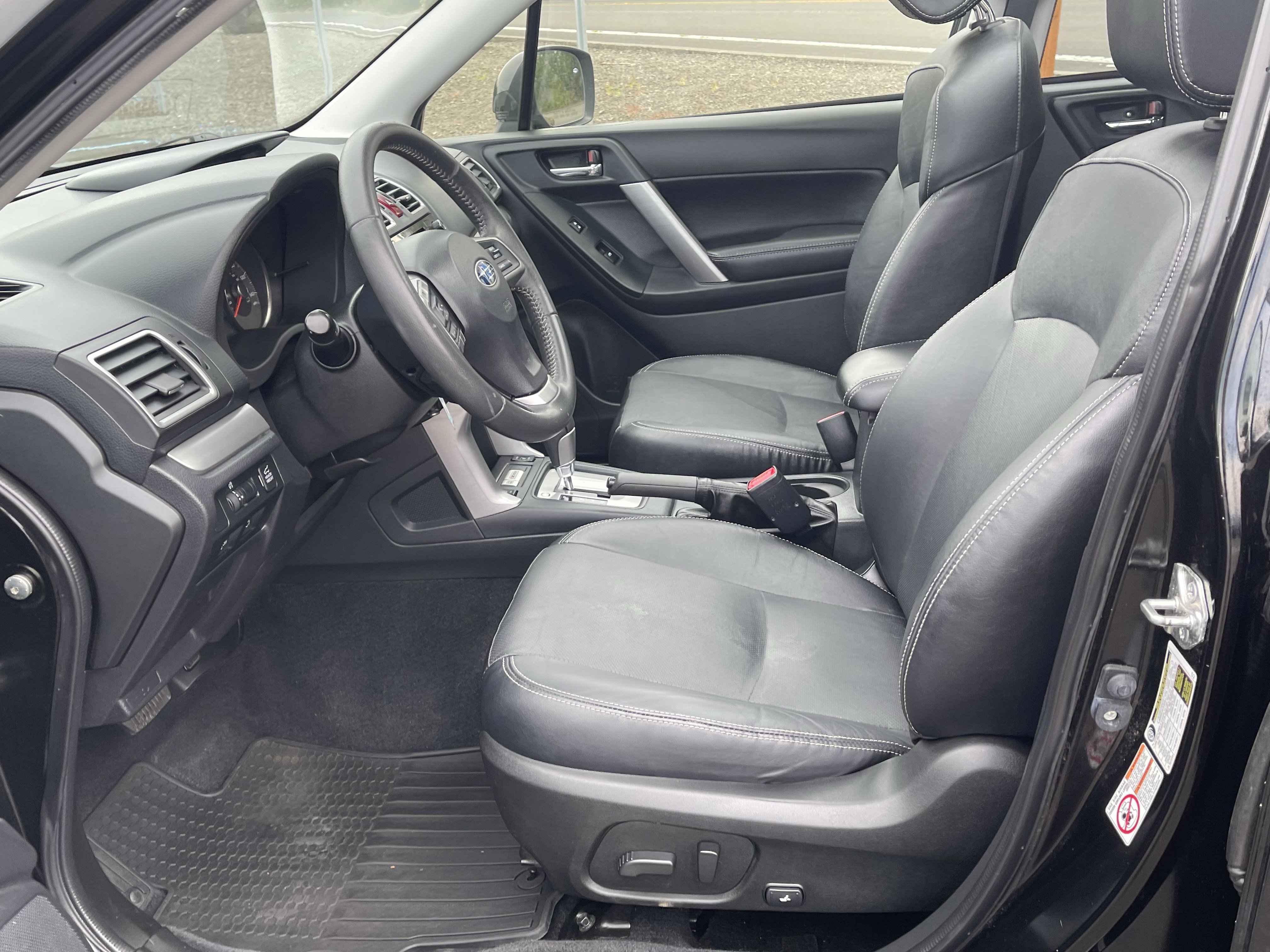 Used 2016 Subaru Forester 2.5i Limited w/ Popular Package #1 AWD/4WD image 11