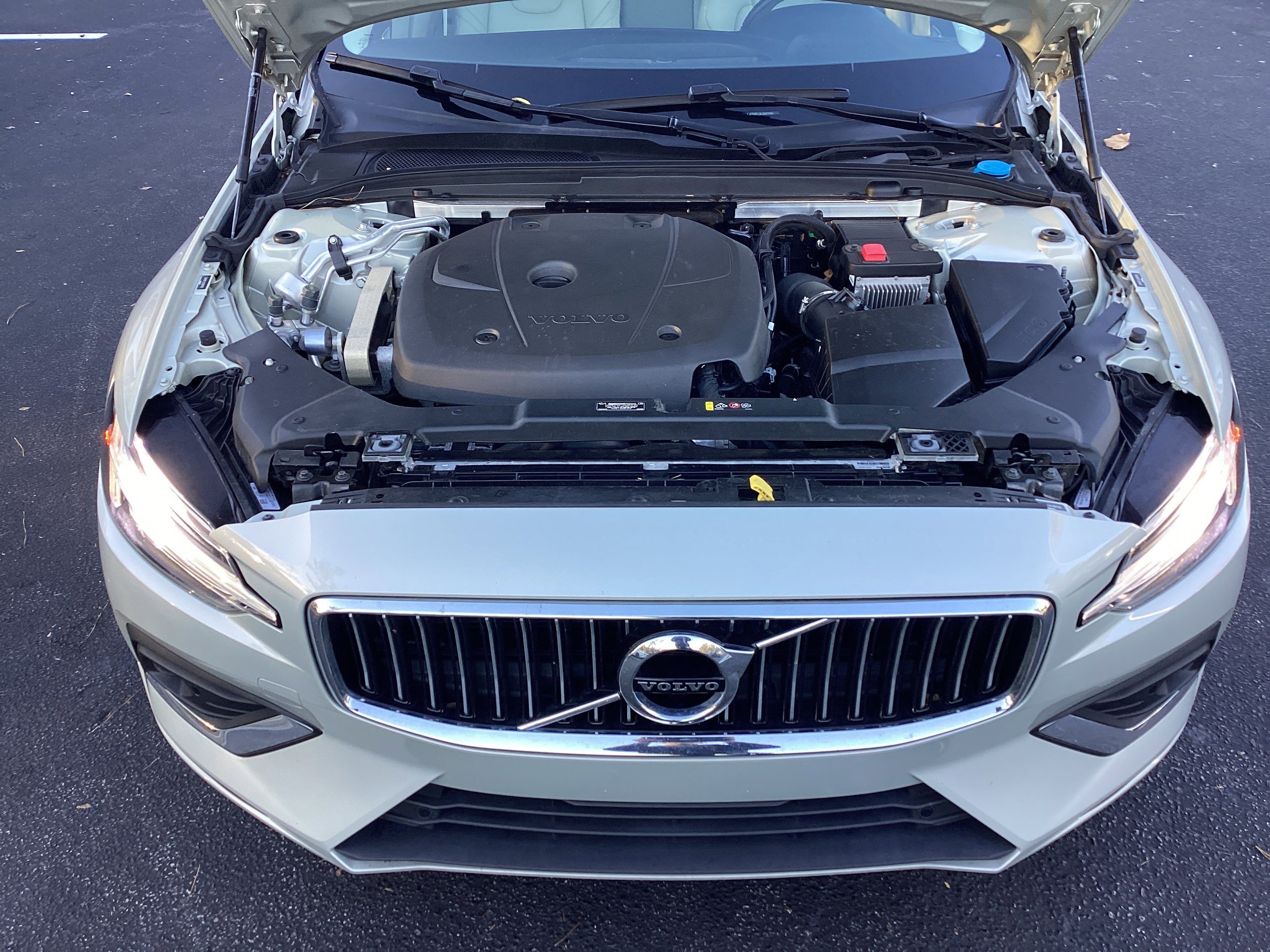 Used 2020 Volvo S60 T5 Inscription w/ Protection Package Premier image 36