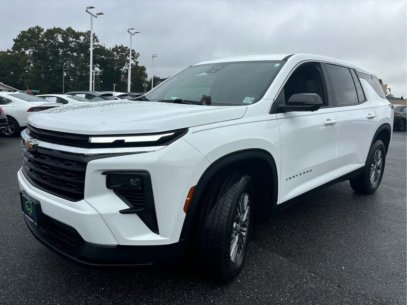 Certified 2024 Chevrolet Traverse LS FWD image 5