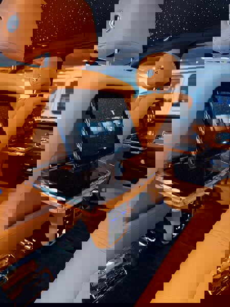 Used 2025 Rolls-Royce Cullinan image 15