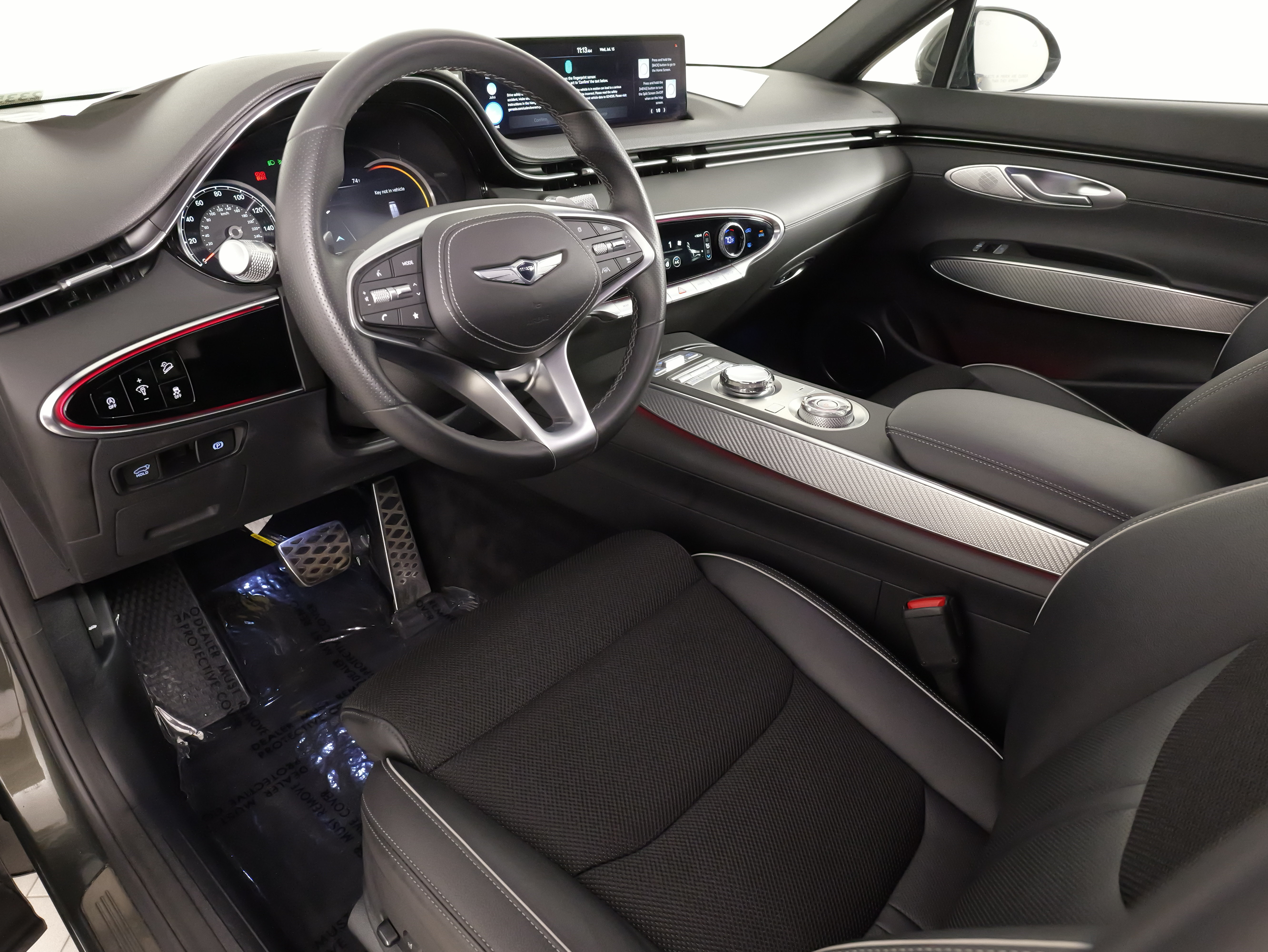 Used 2025 Genesis GV70 3.5T Sport AWD/4WD image 29