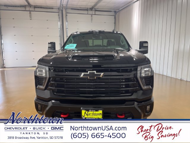 Used 2026 Chevrolet Silverado 2500 LTZ w/ Trail Boss Package AWD/4WD image 9