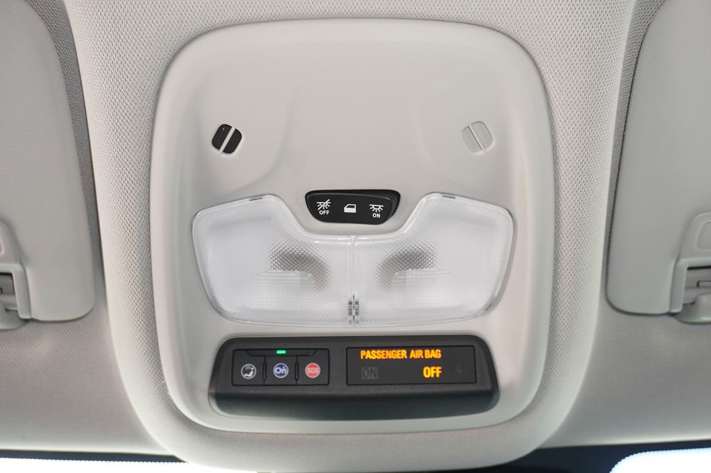 Used 2025 Chevrolet TrailBlazer LS w/ LS Convenience Package image 18