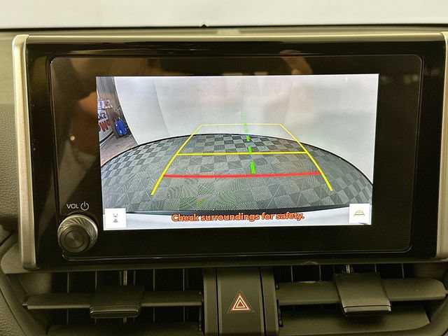 Used 2023 Toyota RAV4 LE AWD/4WD image 12