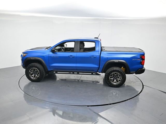 Used 2024 Chevrolet Colorado ZR2 w/ Technology Package AWD/4WD image 38