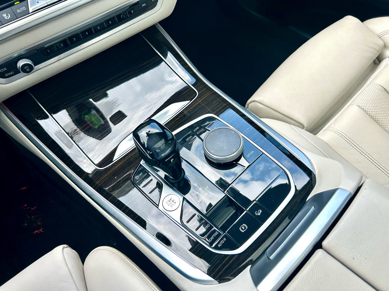 Used 2019 BMW X5 xDrive40i w/ Premium Package 2 image 27