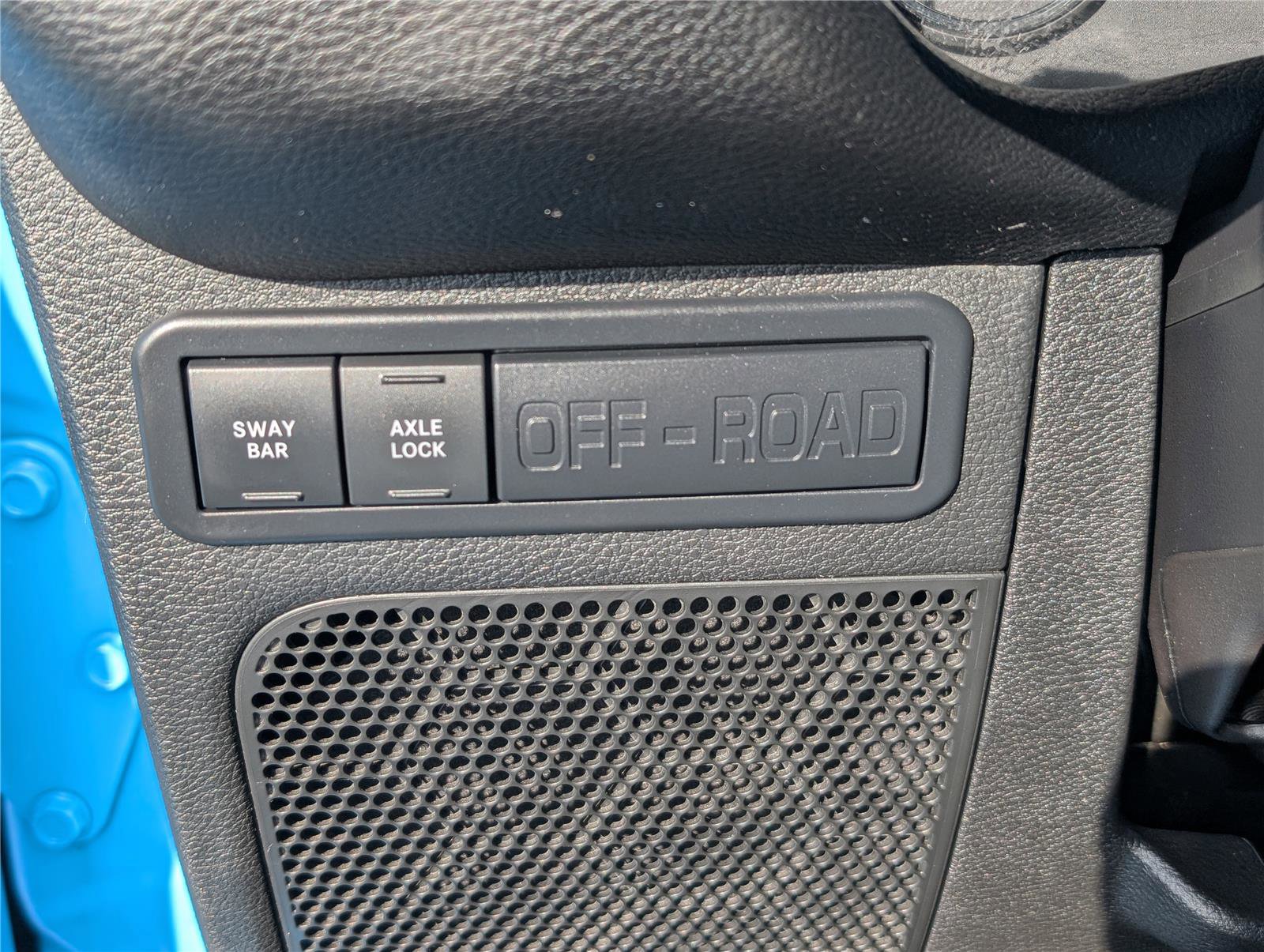 Used 2018 Jeep Wrangler Rubicon w/ Power Convenience Group image 21