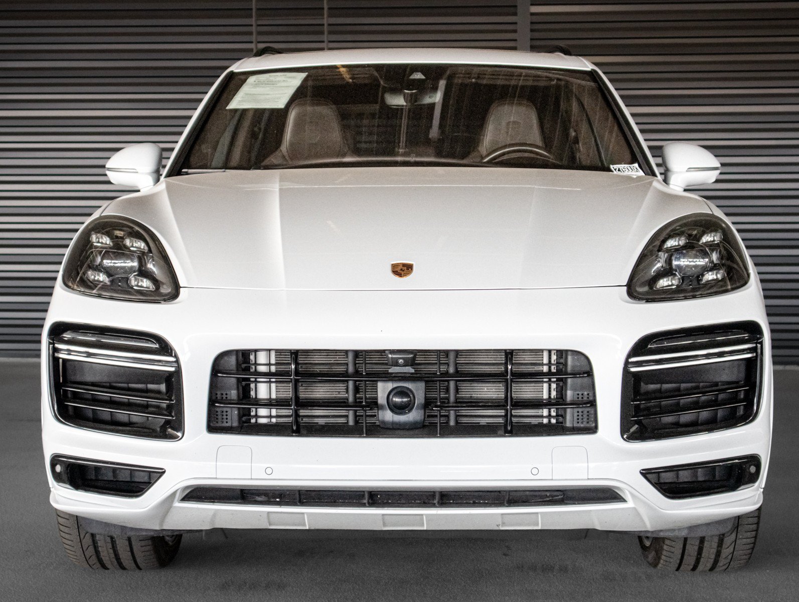 Used 2022 Porsche Cayenne Turbo S AWD/4WD image 8