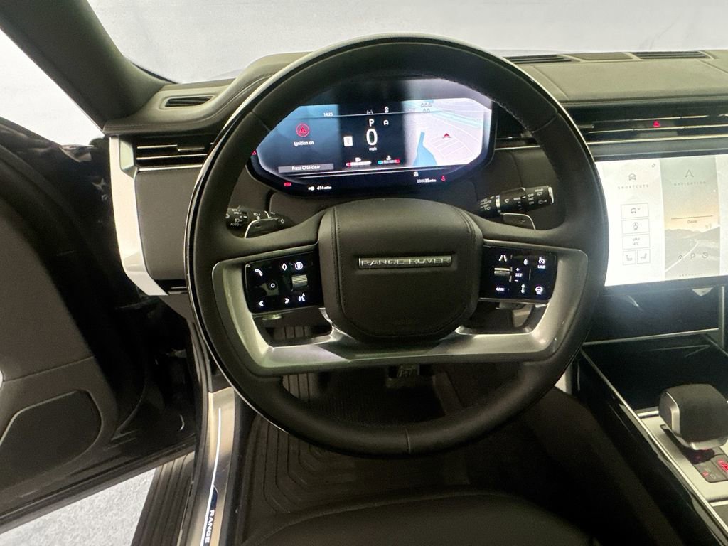 New 2026 Land Rover Range Rover Long Wheelbase SE image 11