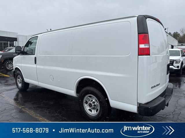 Used 2022 GMC Savana 2500 w/ Driver Convenience Package RWD image 9