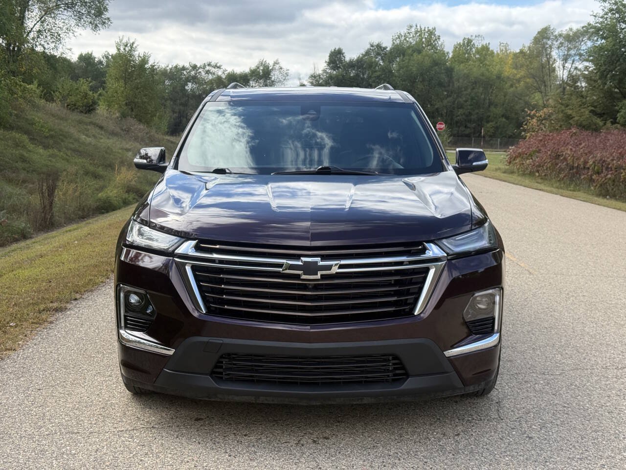 Used 2022 Chevrolet Traverse High Country AWD/4WD image 3