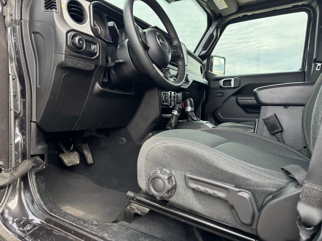 Certified 2024 Jeep Wrangler Sport S image 11