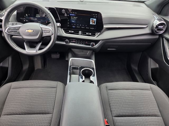 Used 2025 Chevrolet Equinox LT FWD image 12