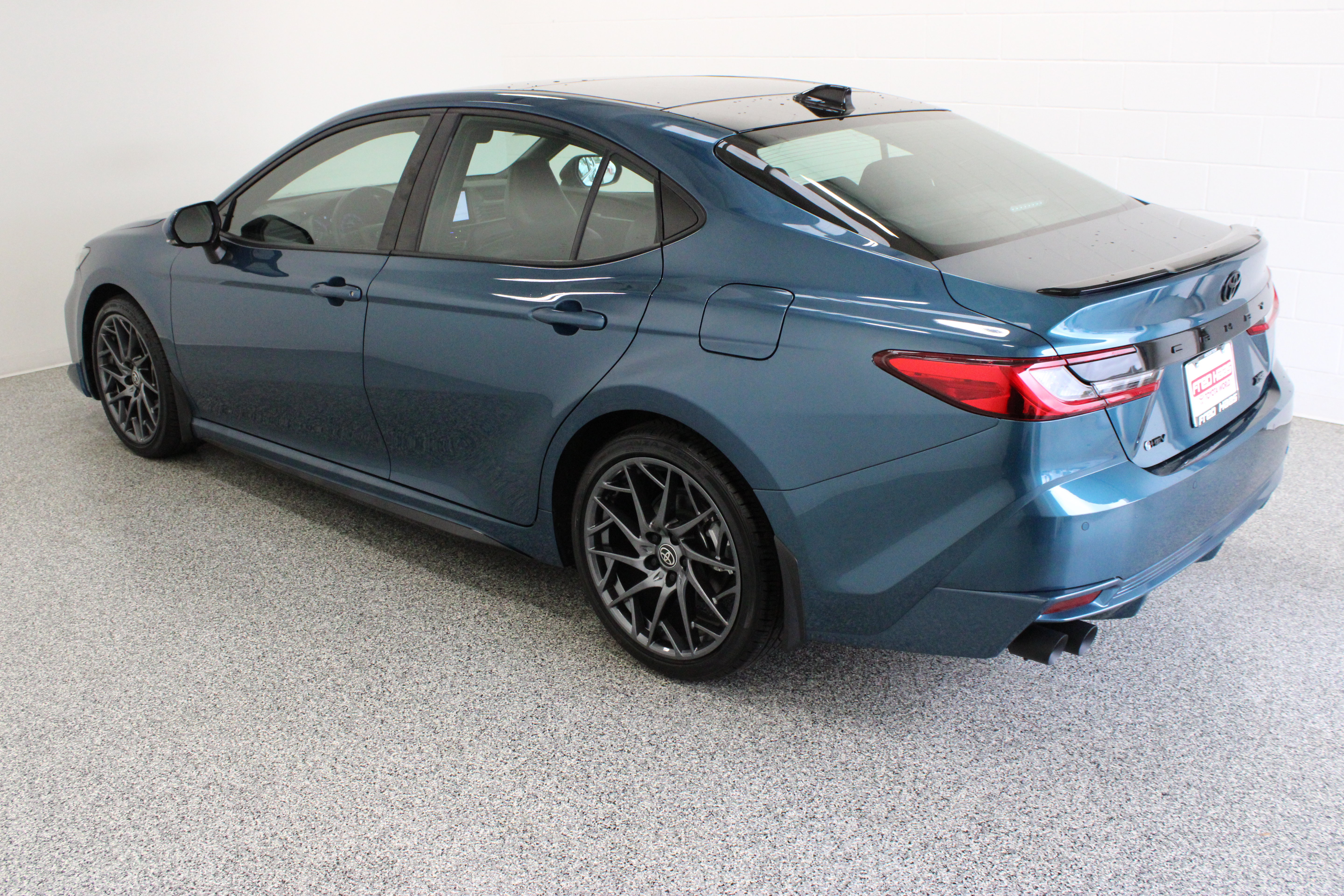 Used 2025 Toyota Camry XSE w/ Premium Plus Package FWD image 9