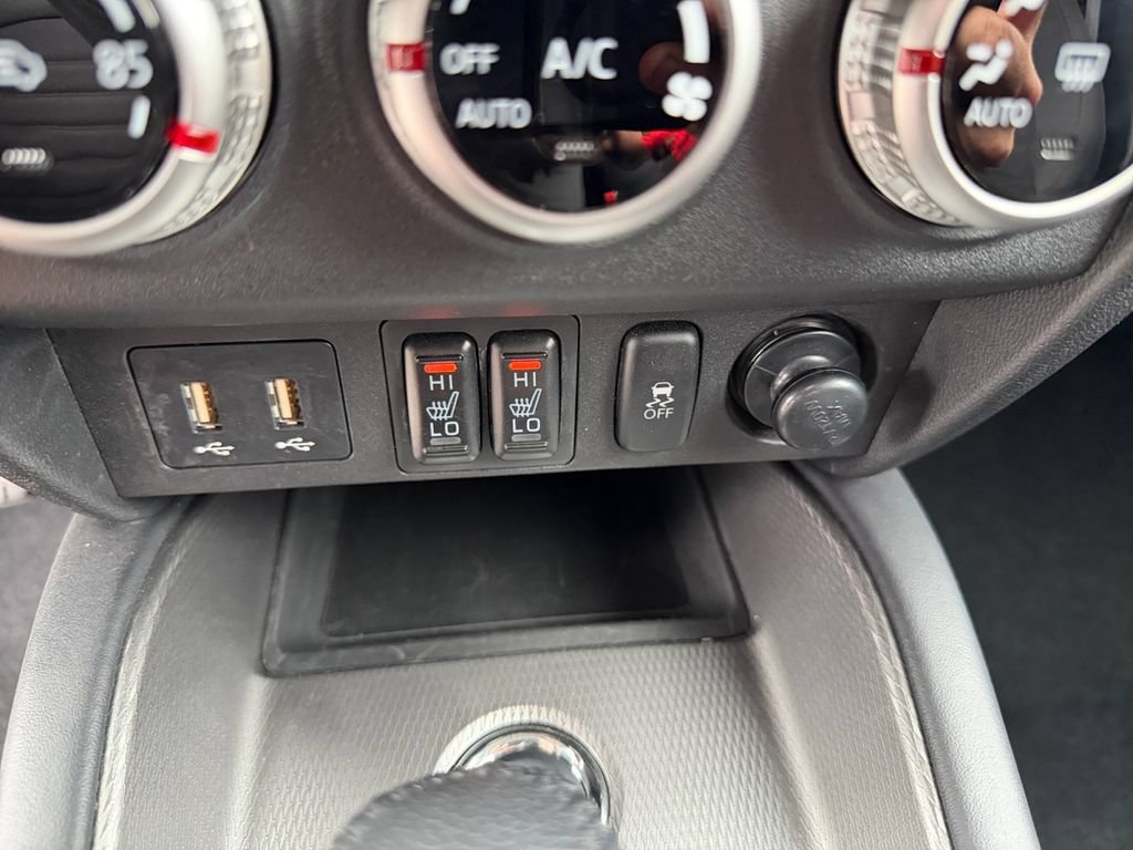 Used 2026 Mitsubishi Outlander Sport SE AWD/4WD image 30