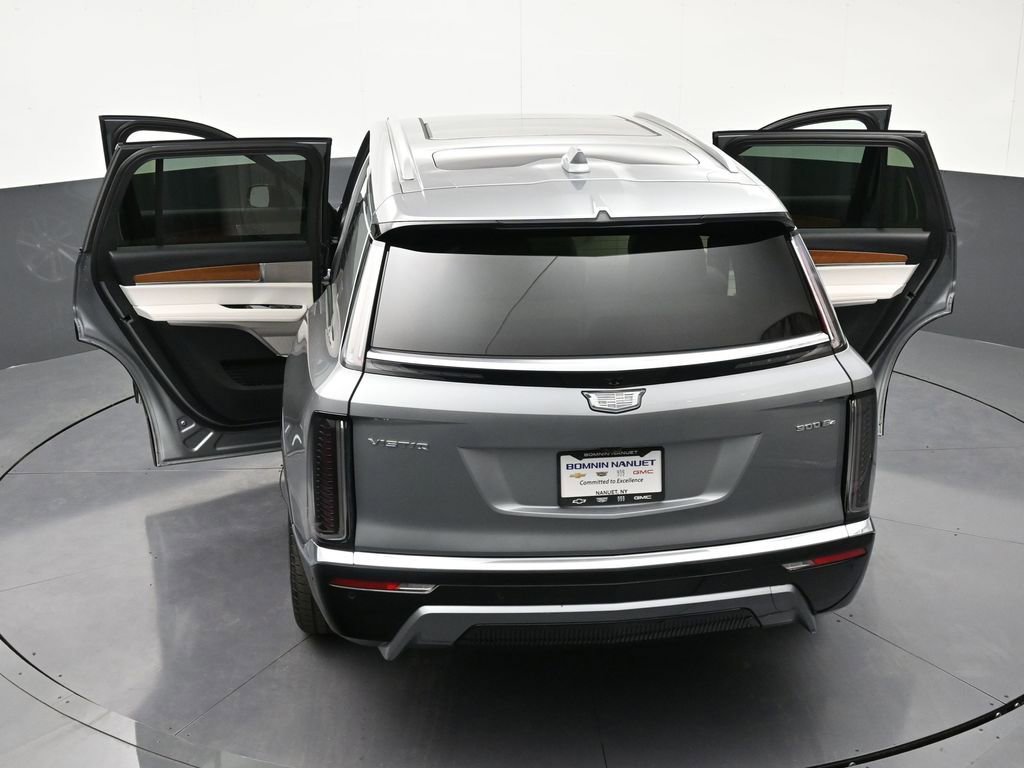 Used 2026 Cadillac Vistiq Luxury AWD/4WD image 37