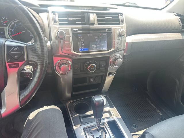 Used 2017 Toyota 4Runner SR5 Premium AWD/4WD image 17