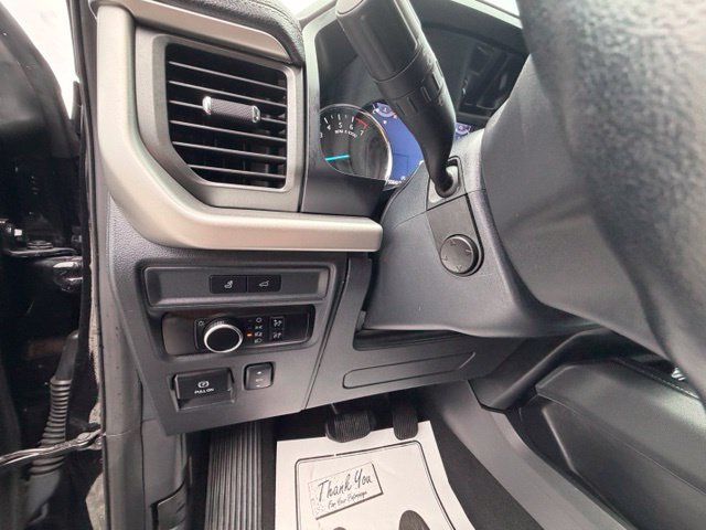 Certified 2024 Ford Expedition XLT AWD/4WD image 17