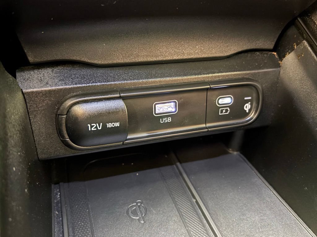 Used 2023 Kia Telluride EX w/ EX Captain's Chair Package FWD image 29