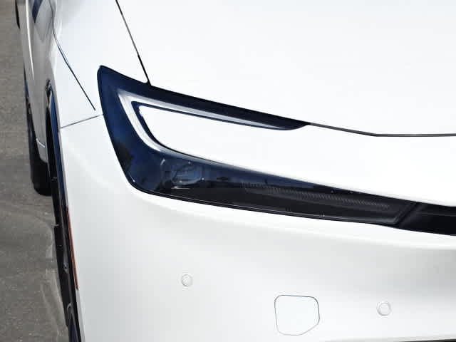 Certified 2023 Toyota Prius Limited FWD image 5