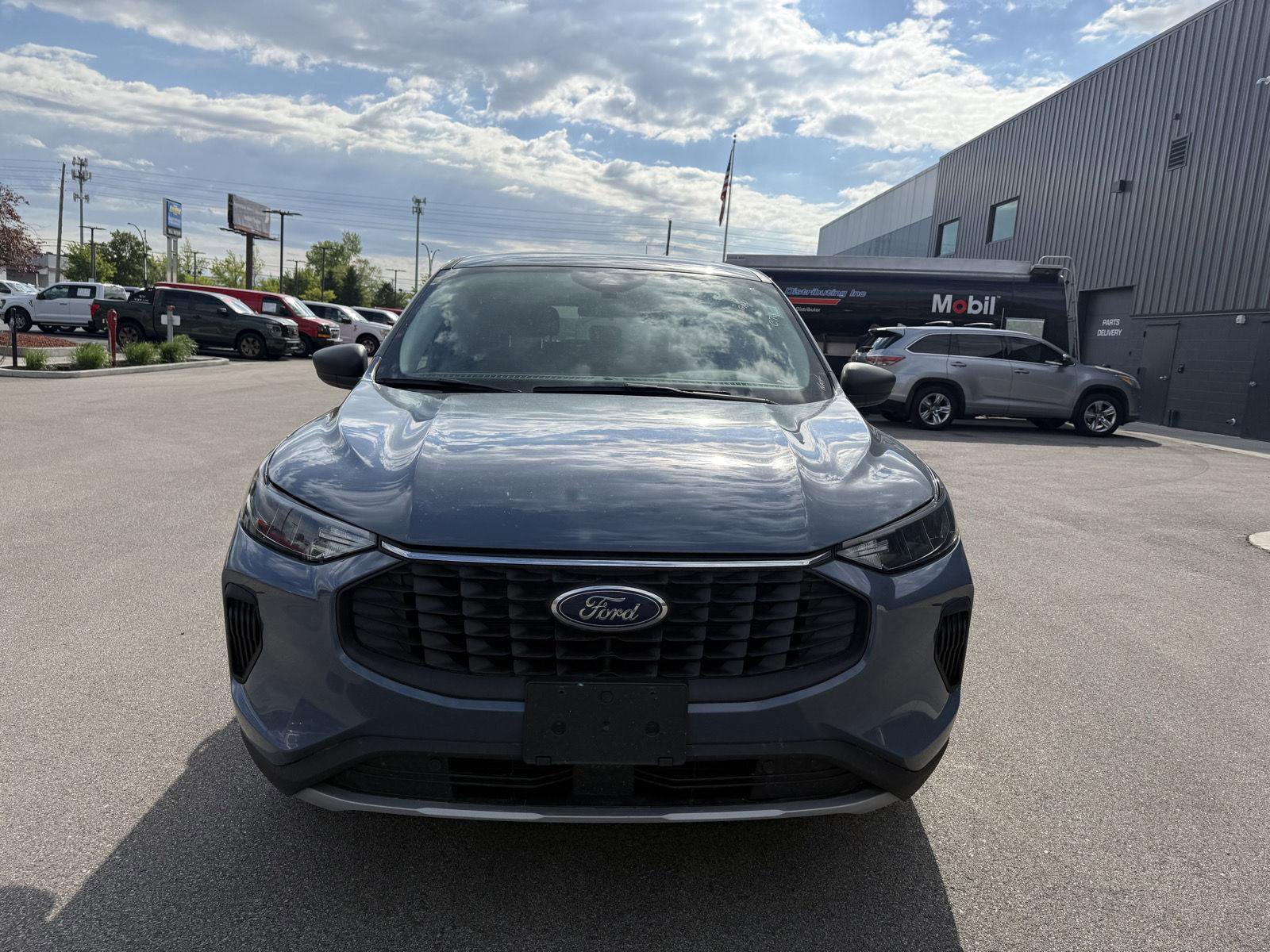 Used 2024 Ford Escape Active AWD/4WD image 8