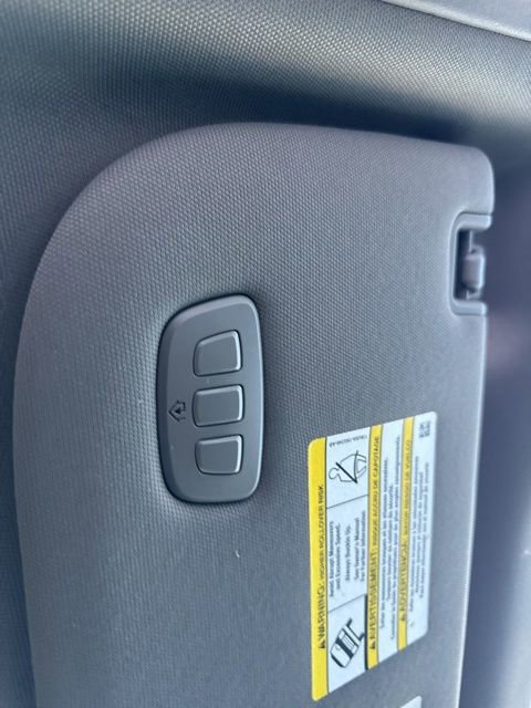 Used 2018 Ford F150 Lariat w/ Equipment Group 502A Luxury AWD/4WD image 28