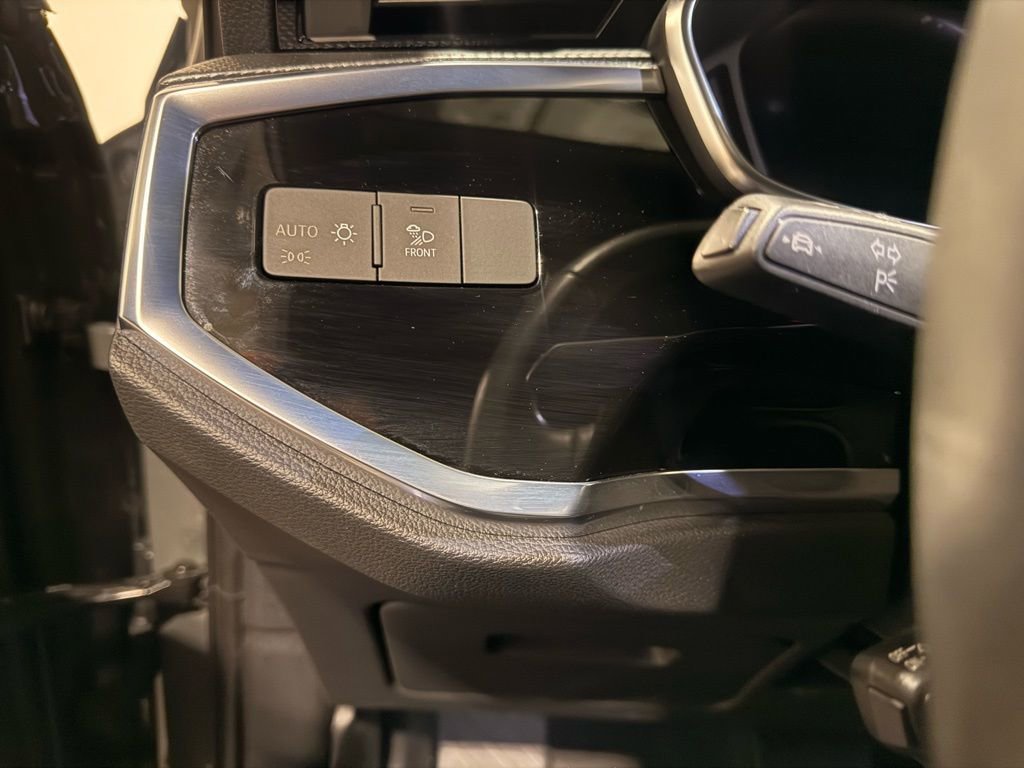 Used 2024 Audi Q3 2.0T Premium Plus image 15