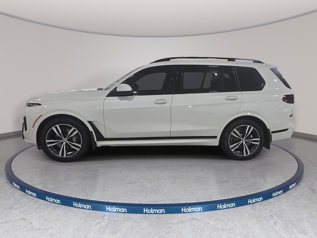Certified 2024 BMW X7 xDrive40i w/ M Sport Package image 9