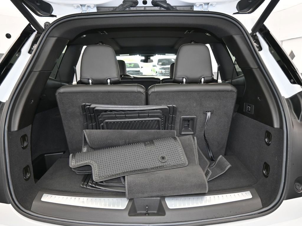 Used 2024 Cadillac XT6 Luxury image 43