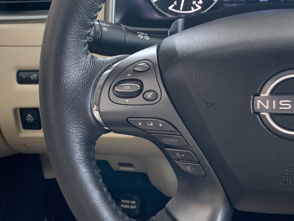 Used 2023 Nissan Murano SL w/ SL Moonroof Package FWD image 12