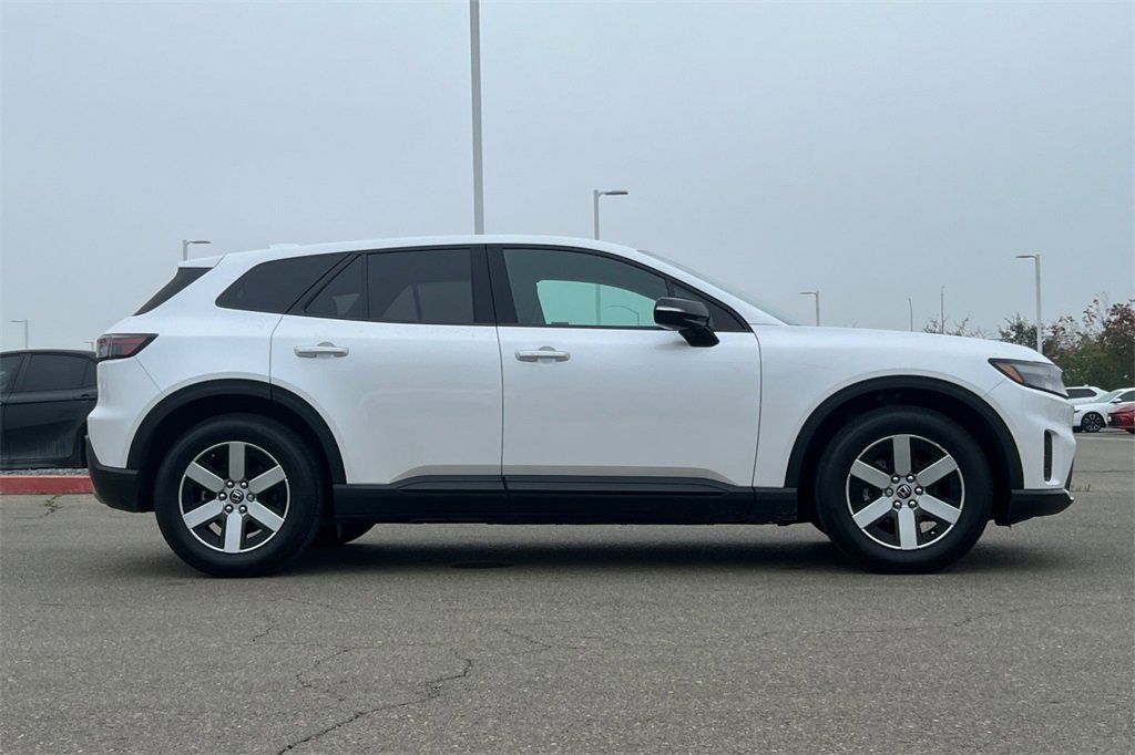 Used 2024 Honda Prologue EX image 3