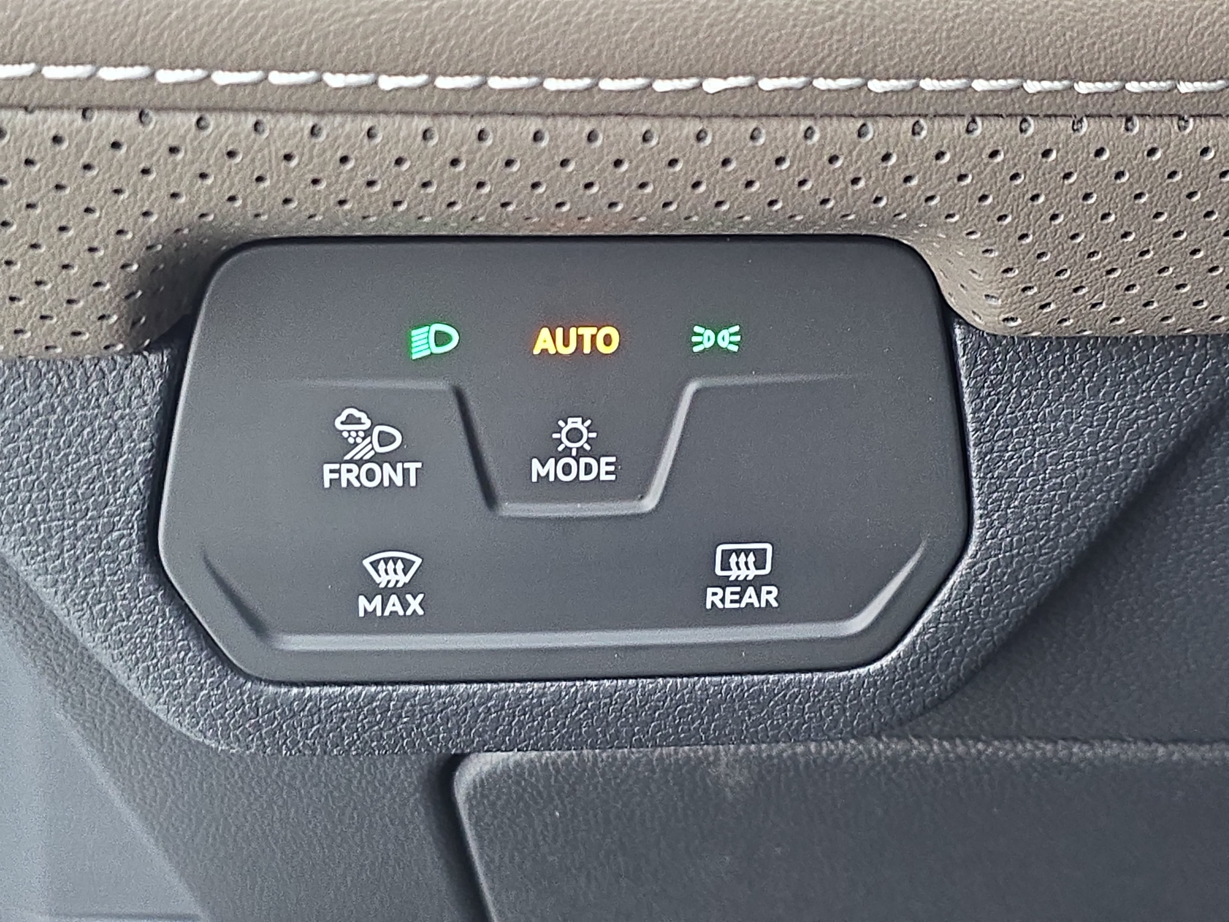 New 2026 Volkswagen Atlas SEL AWD/4WD image 26