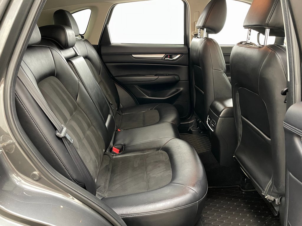 Used 2021 MAZDA CX-5 Touring image 38