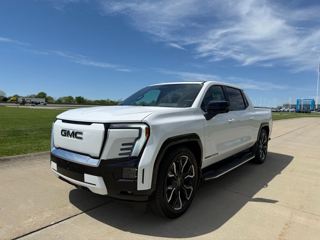 Used 2025 GMC Sierra EV Denali image 13
