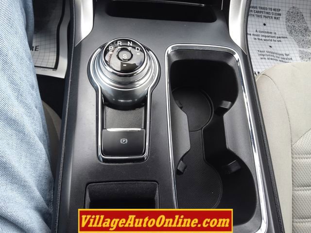 Used 2020 Ford Fusion SE image 23