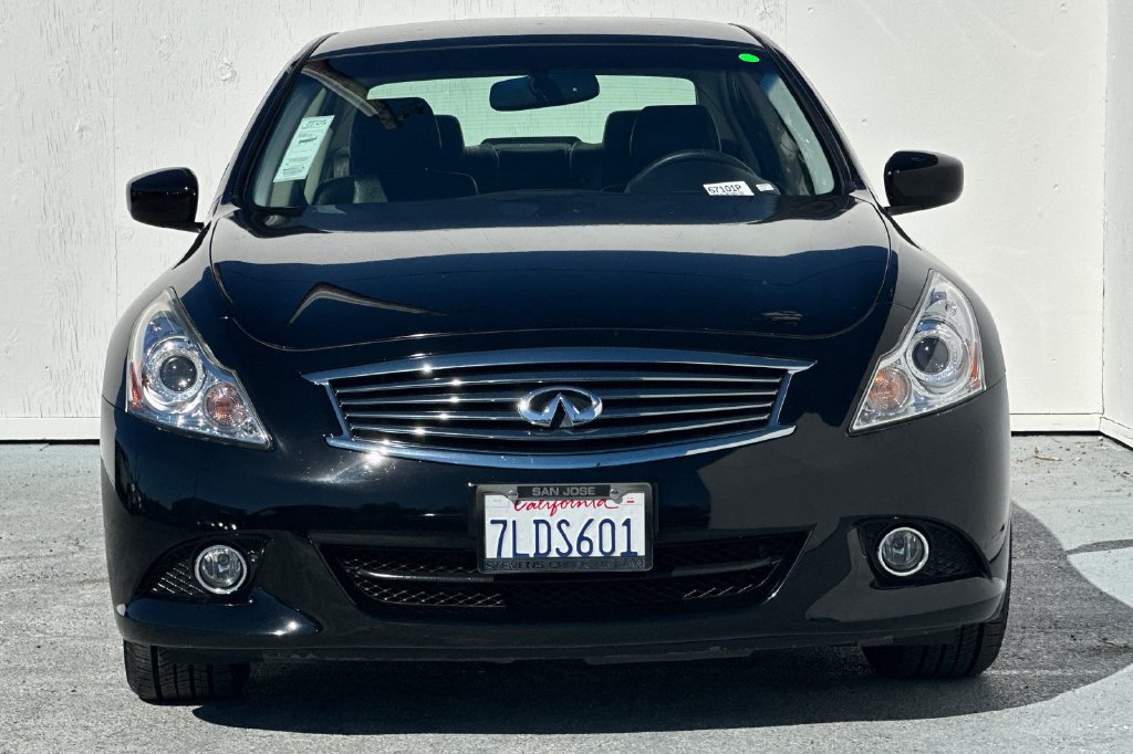 Used 2015 INFINITI Q40 w/ Navigation Package RWD image 8