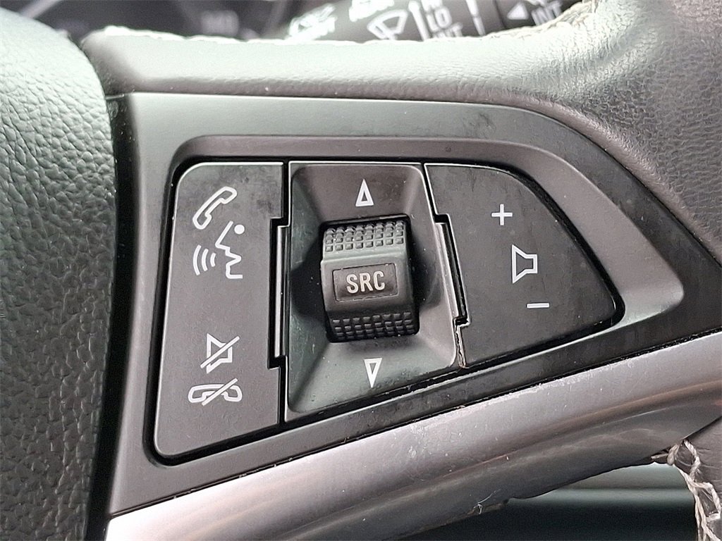 Used 2022 Buick Encore Preferred w/ Safety Package image 22