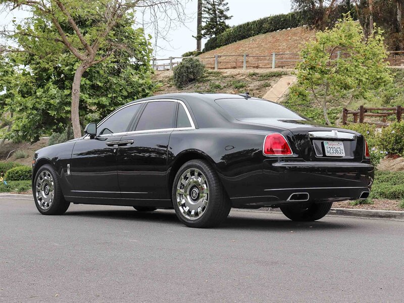 Used 2012 Rolls-Royce Ghost RWD image 41