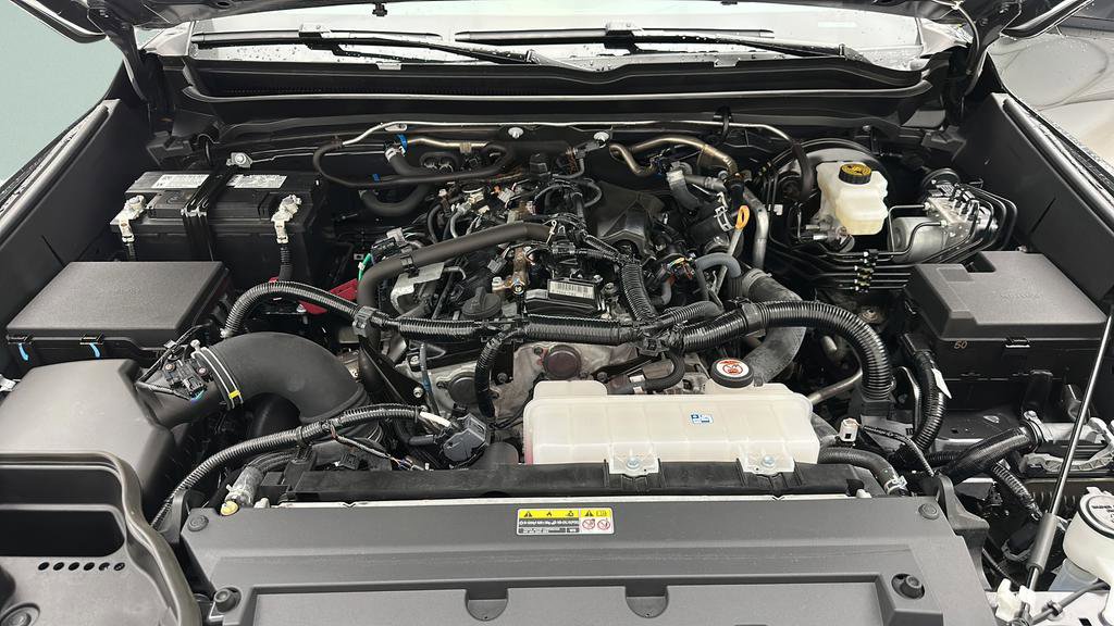 Used 2025 Toyota Tacoma TRD Off-Road AWD/4WD image 24
