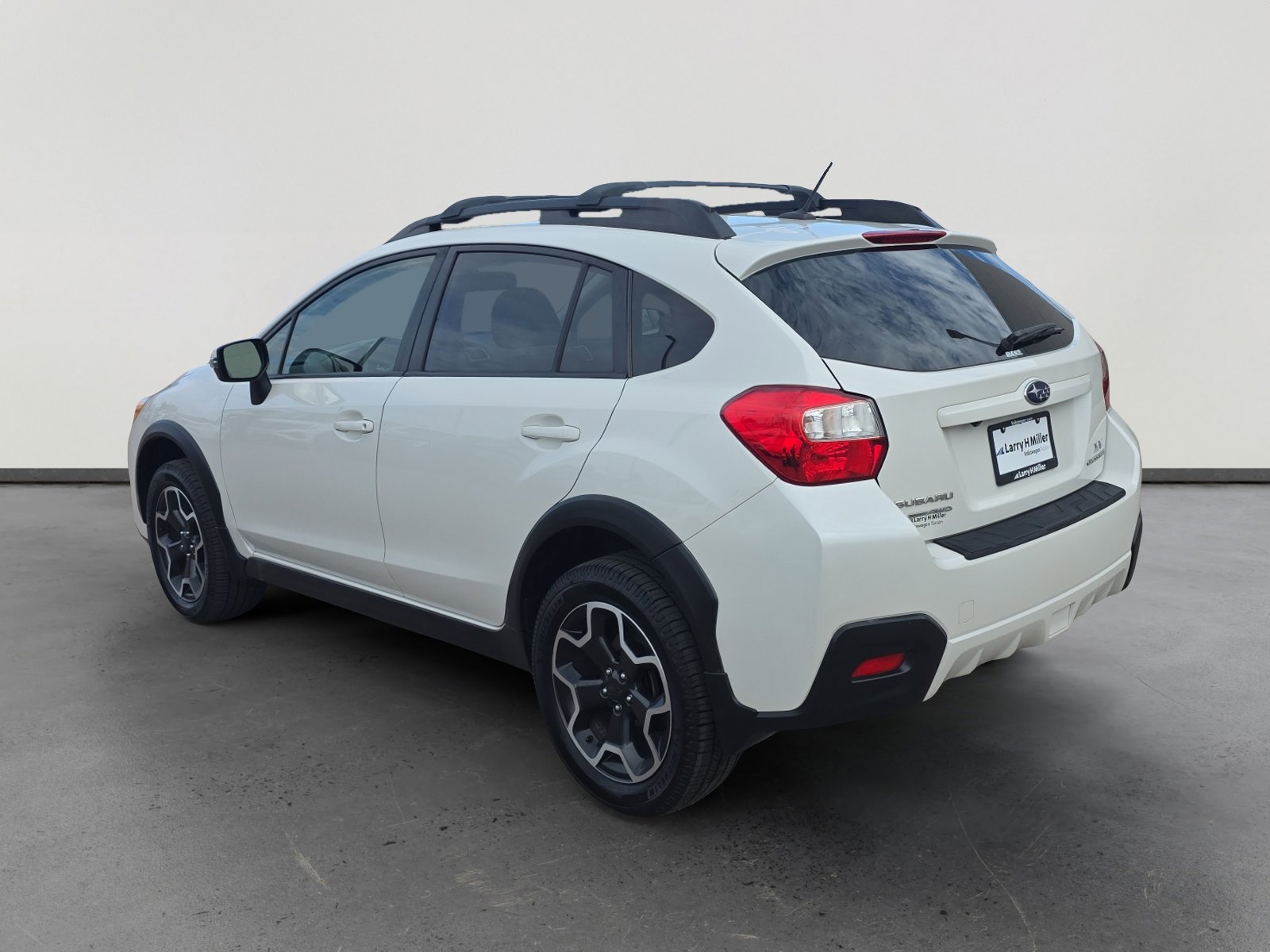 Used 2015 Subaru Crosstrek 2.0i Limited AWD/4WD image 3