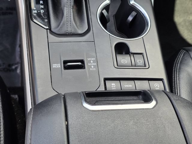 Used 2022 Toyota Highlander L FWD image 25