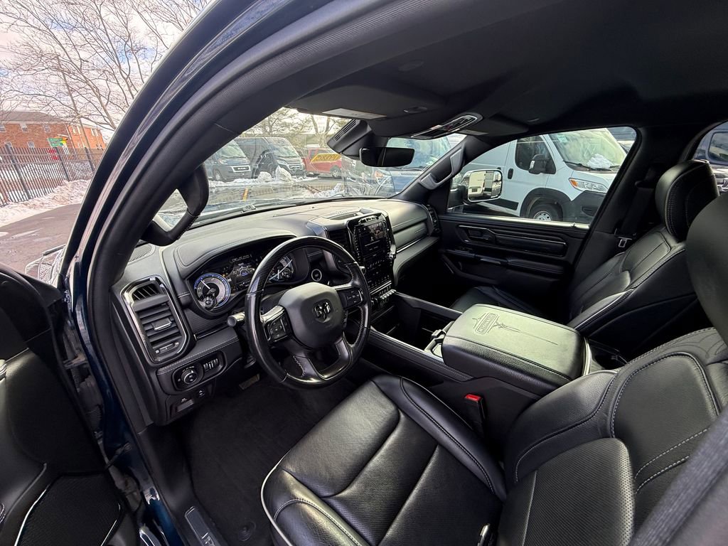 Used 2022 RAM 1500 Limited w/ Cold Weather Group AWD/4WD image 10