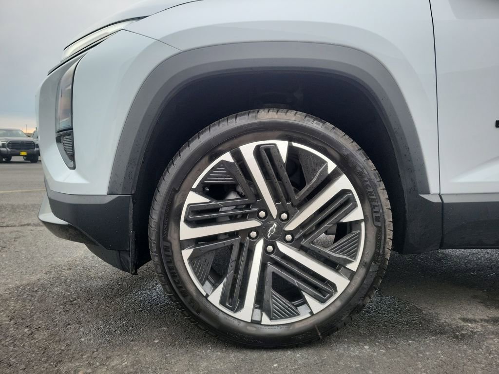 New 2026 Chevrolet Equinox RS w/ Convenience Package III AWD/4WD image 22