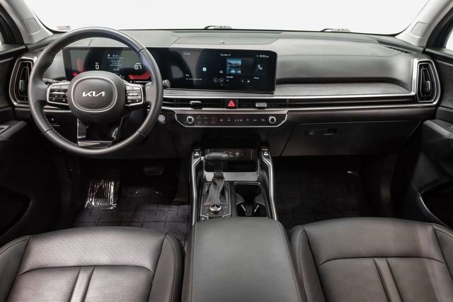 Certified 2025 Kia Sorento X-Line EX image 25