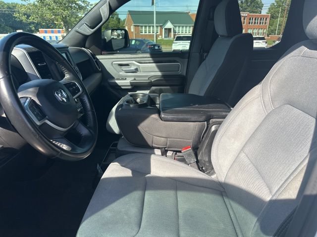Used 2022 RAM 1500 Big Horn AWD/4WD image 16