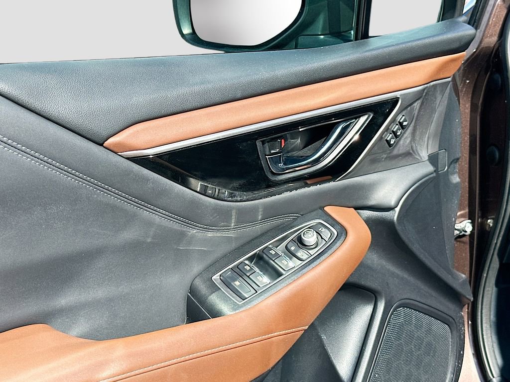 Used 2021 Subaru Outback Touring w/ Popular Package #2 image 18