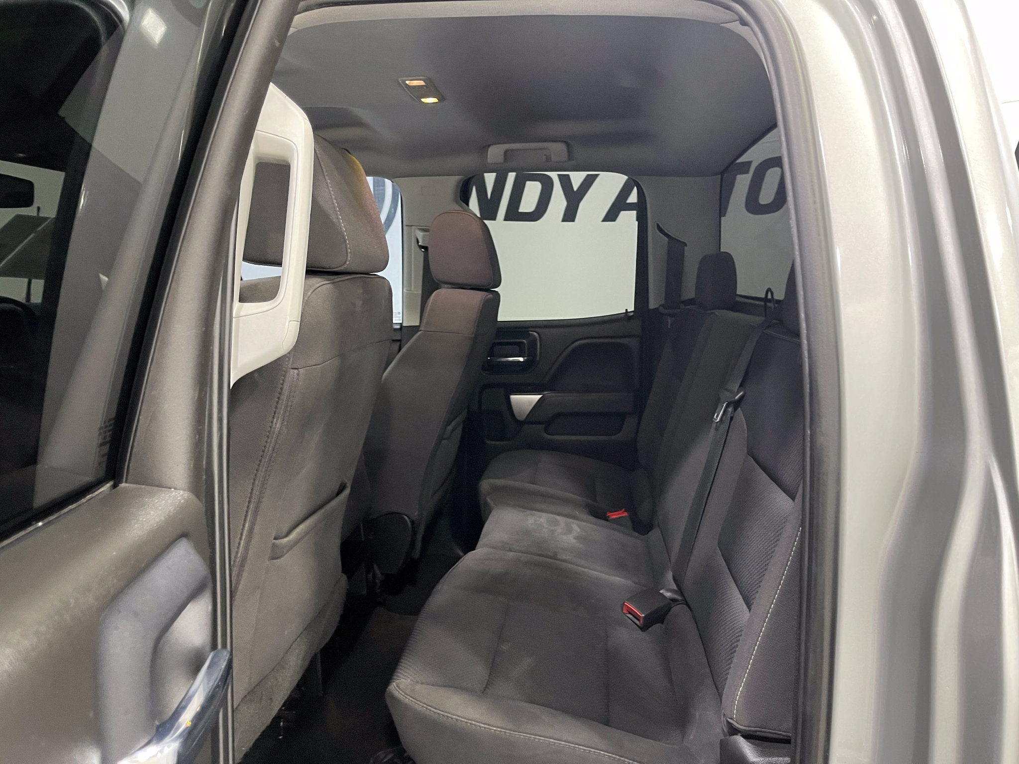 Used 2018 Chevrolet Silverado 1500 LT w/ Trailering Package AWD/4WD image 27
