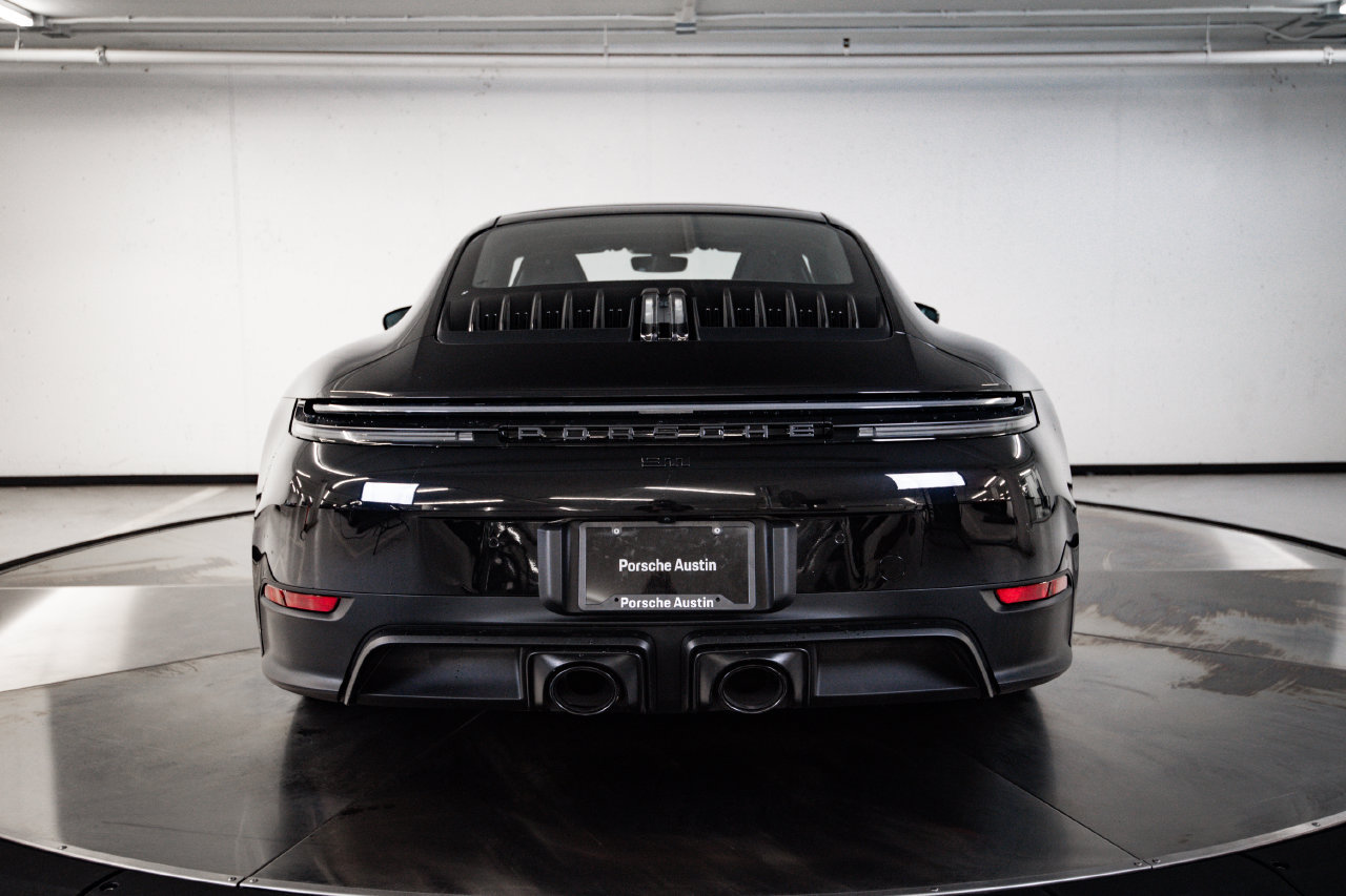Certified 2026 Porsche 911 Carrera GTS RWD image 6