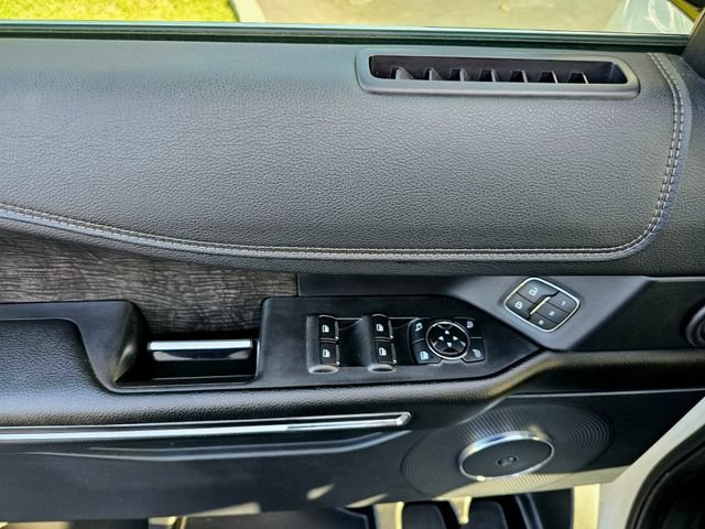 Used 2021 Ford Expedition Limited AWD/4WD image 22