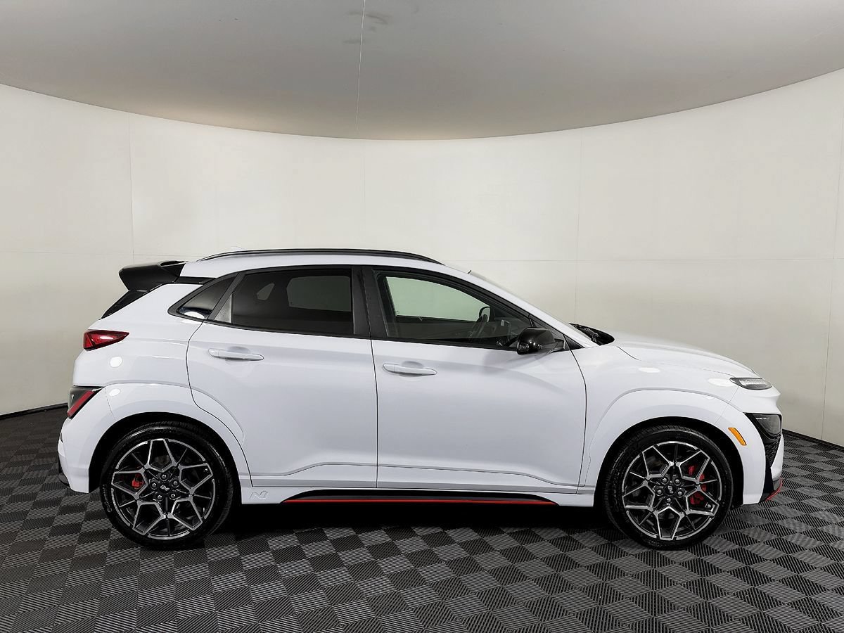 Used 2022 Hyundai Kona N FWD image 7